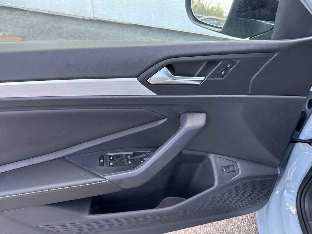 New 2026 Volkswagen Jetta Sport FWD image 17