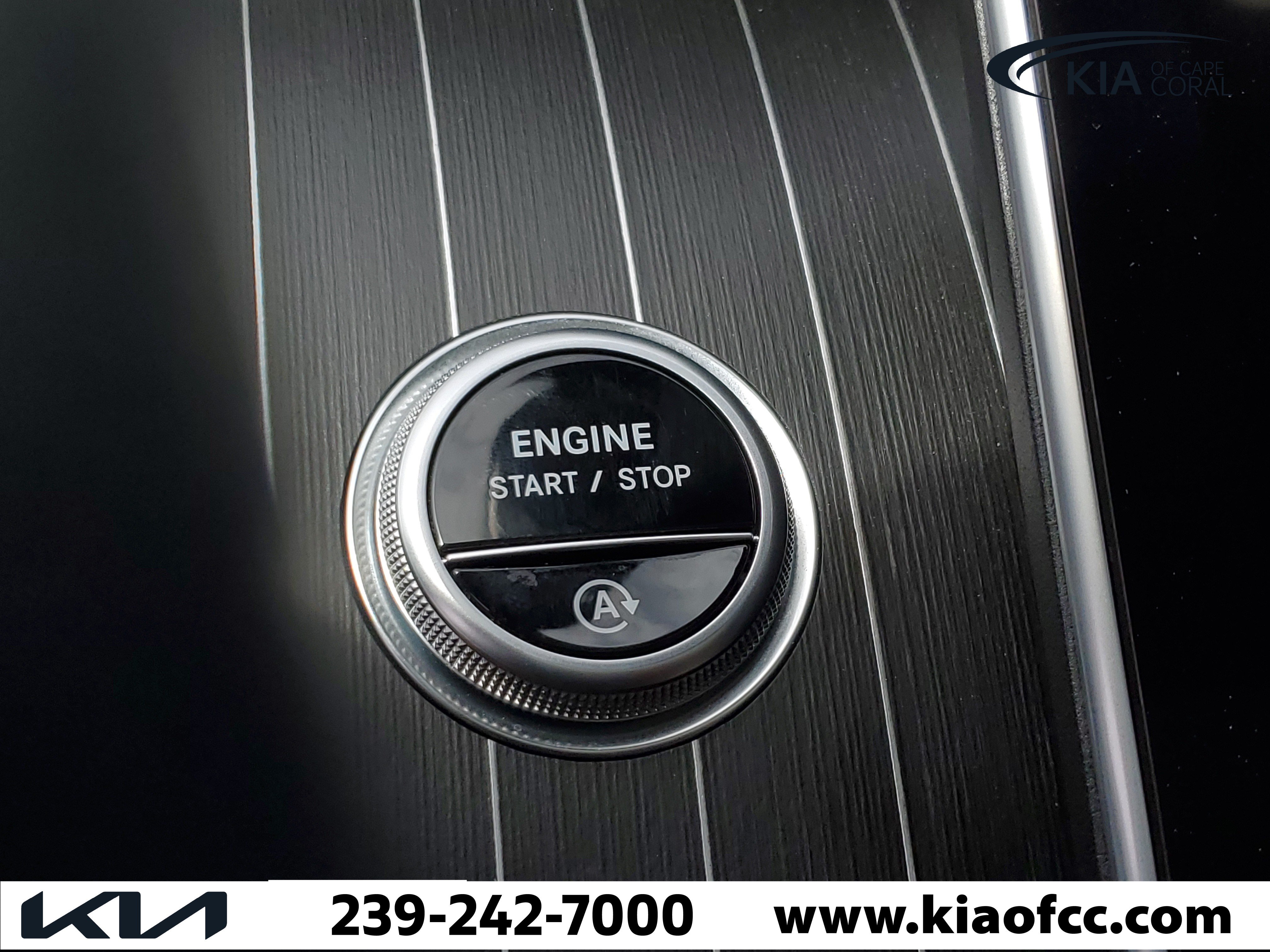 Used 2023 Mercedes-Benz C 300 Sedan image 29