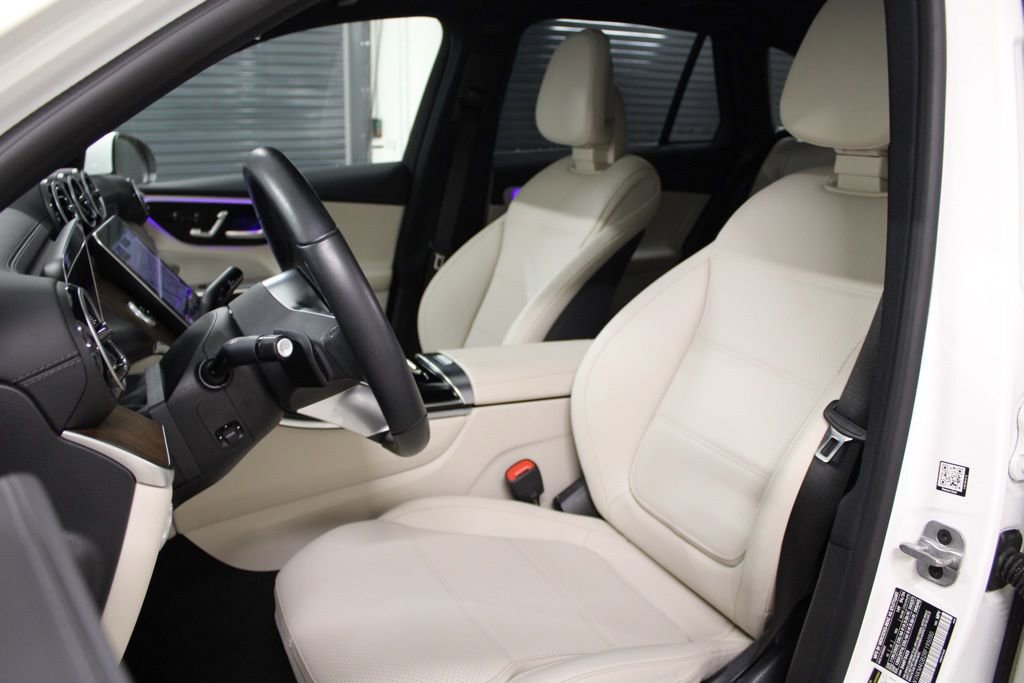 Used 2024 Mercedes-Benz GLC 300 image 5