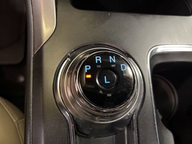 Used 2019 Ford Fusion SEL image 29