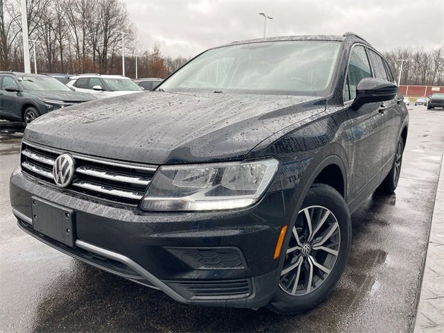 Used 2019 Volkswagen Tiguan SE w/ Panoramic Sunroof Package