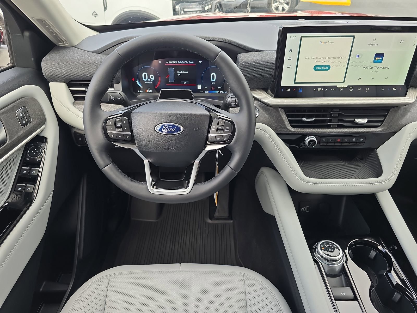 New 2026 Ford Explorer Platinum w/ LUX Leather Package image 9