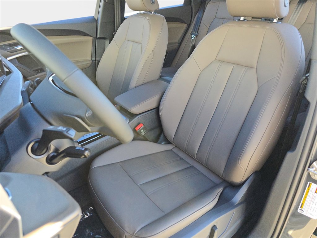 New 2025 Audi Q5 Premium image 15