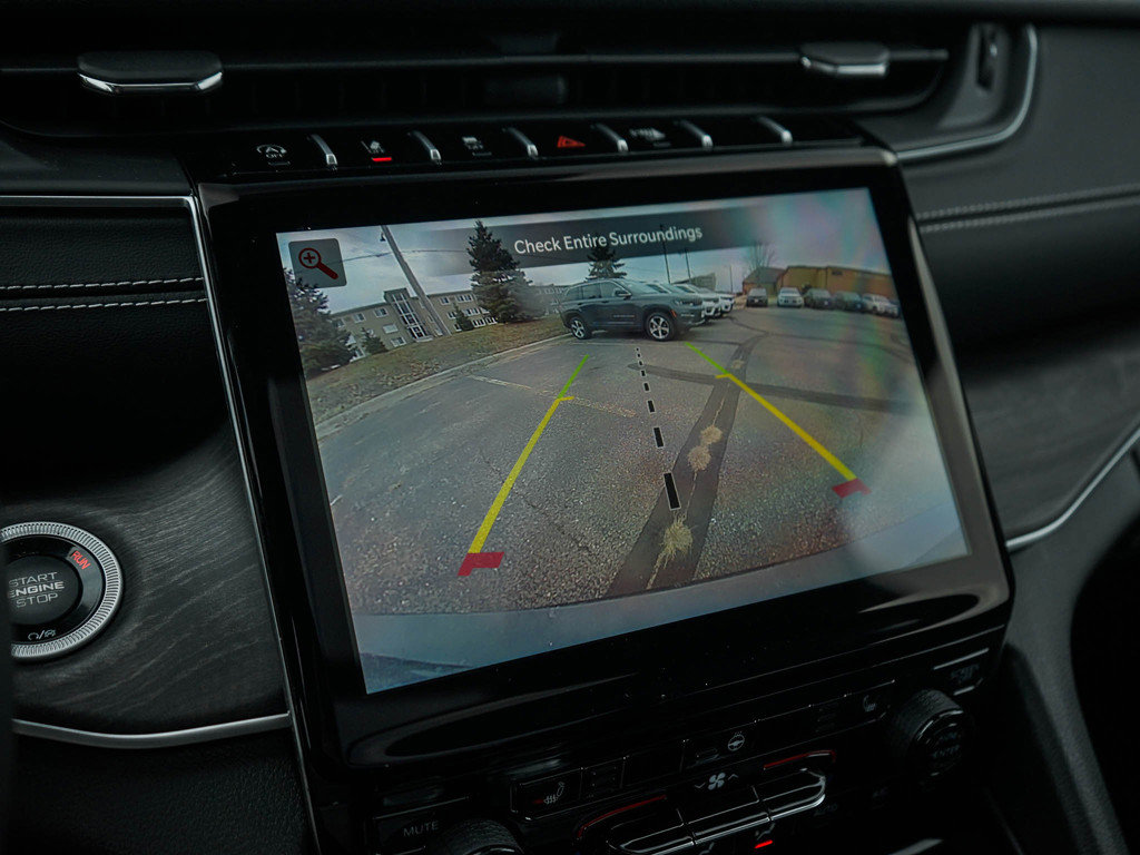 New 2025 Jeep Grand Cherokee L Limited w/ Black Appearance Package image 26