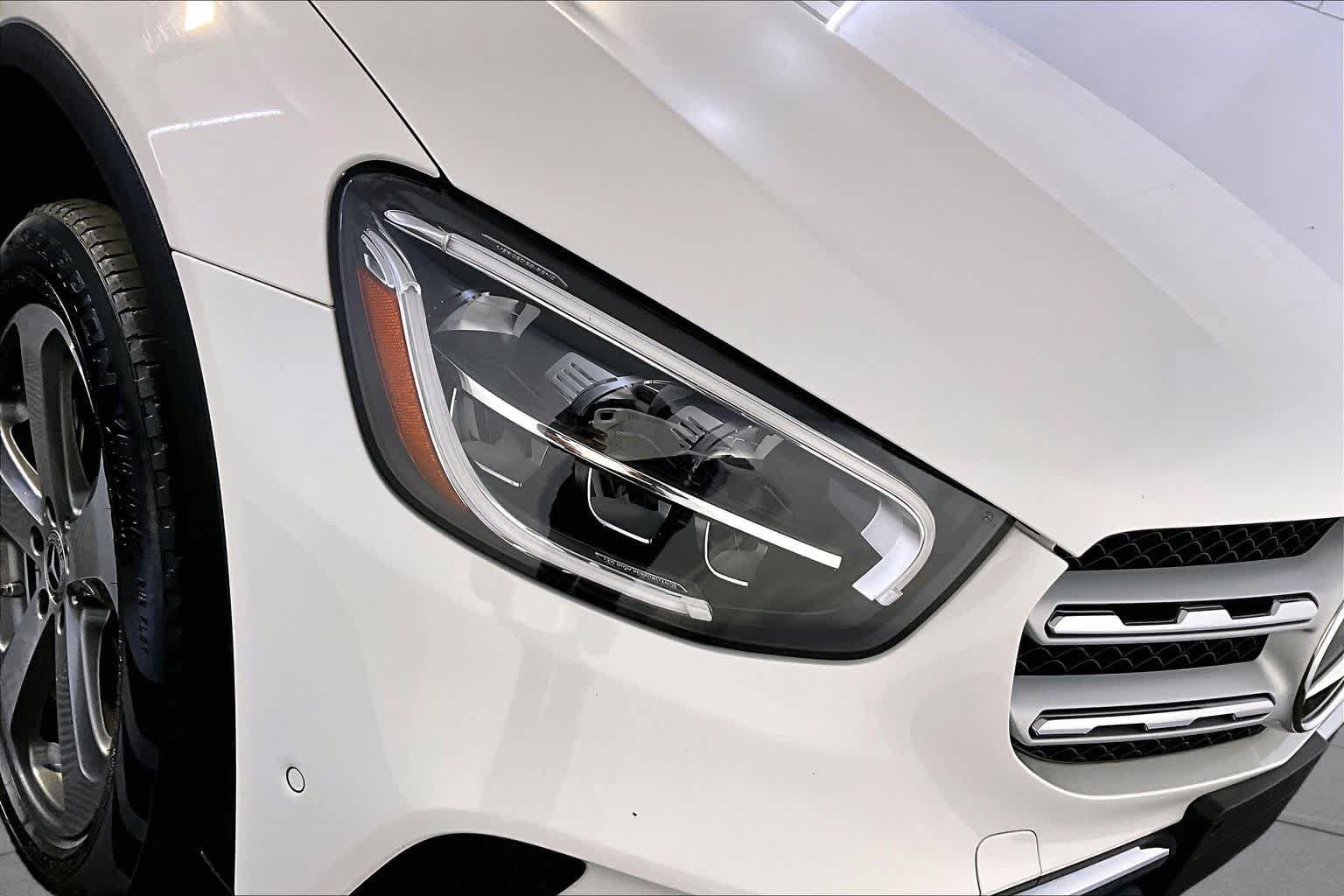 Used 2022 Mercedes-Benz GLC 300 4MATIC image 27
