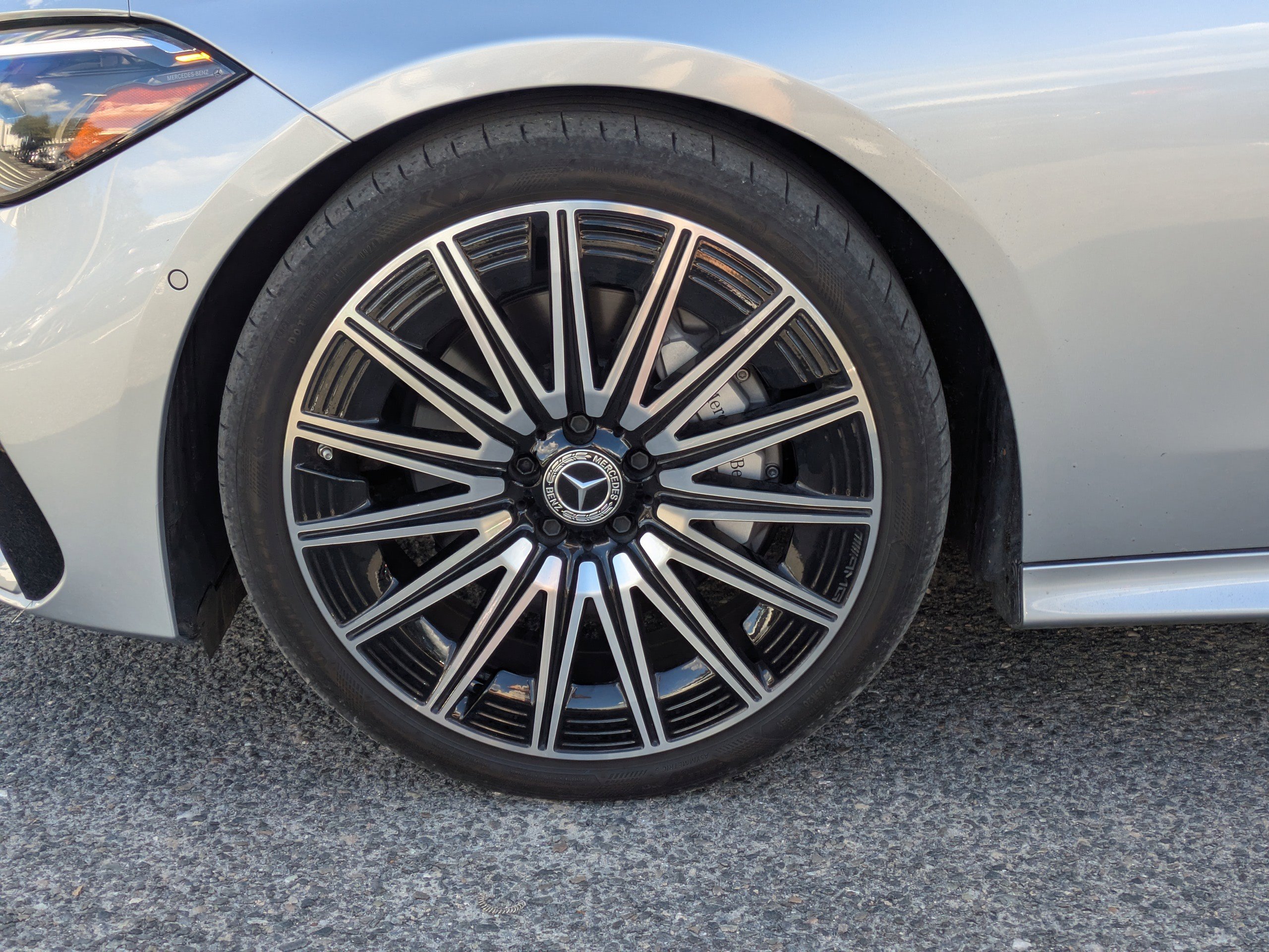 Certified 2024 Mercedes-Benz CLE 300 4MATIC Coupe image 3