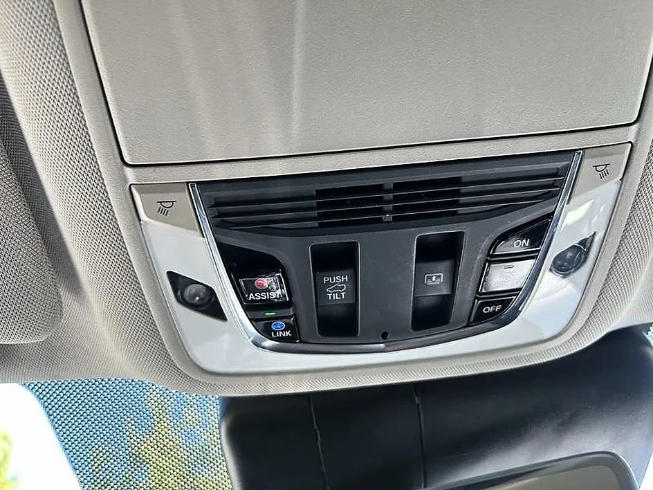 Used 2019 Acura RDX FWD image 17