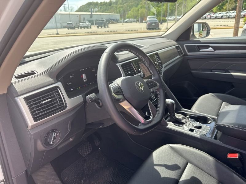 Used 2023 Volkswagen Atlas SE AWD/4WD image 14