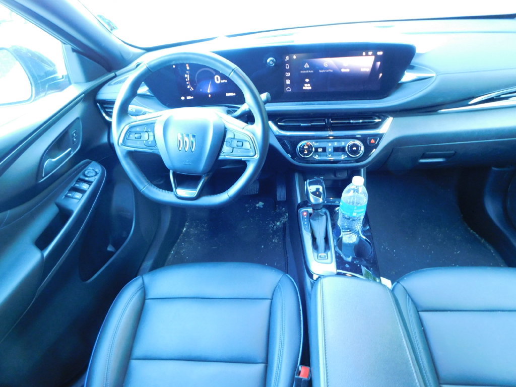 Used 2024 Buick Envista Sport Touring w/ Convenience I Package FWD image 6
