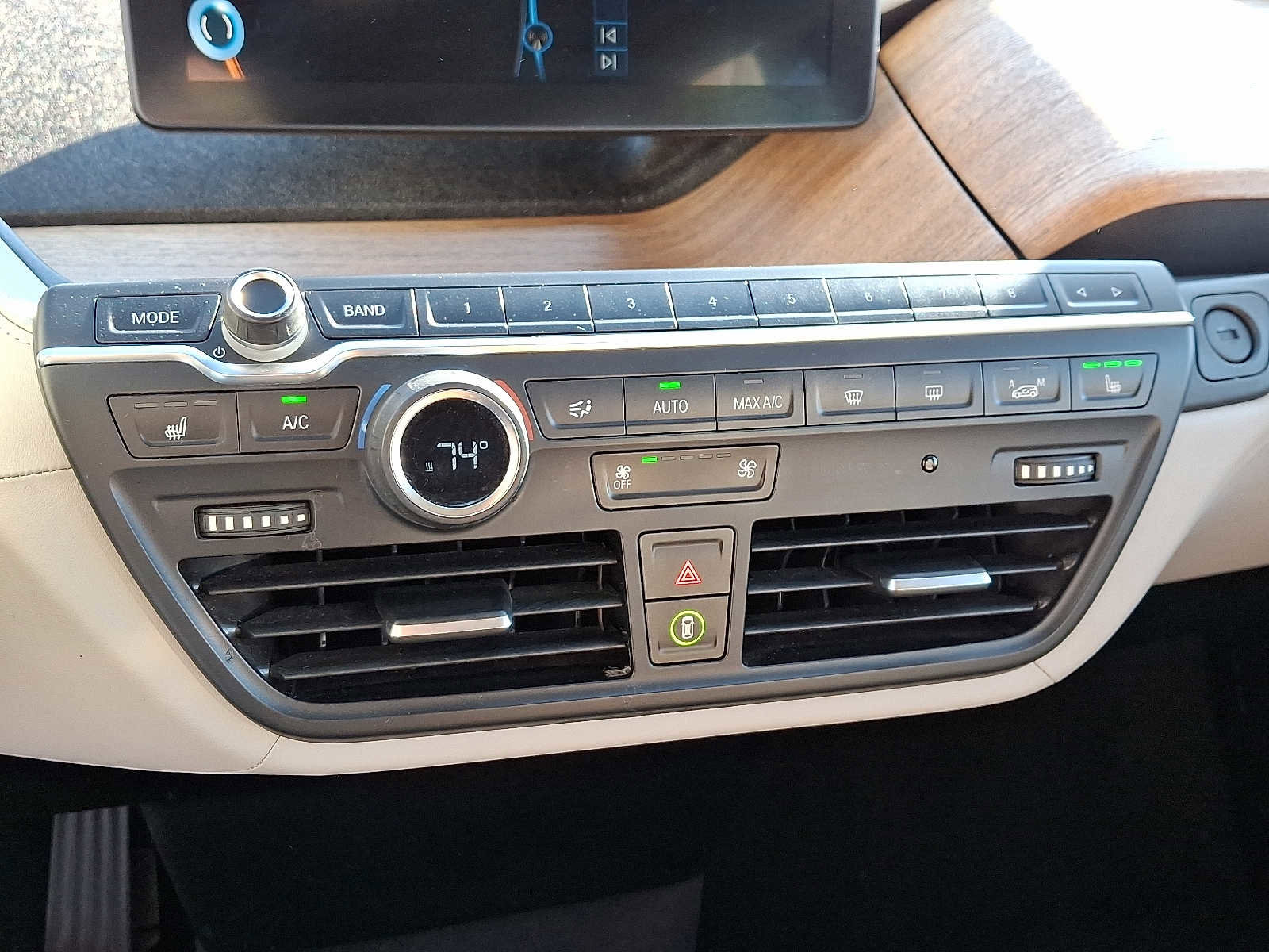 Used 2015 BMW i3 image 15