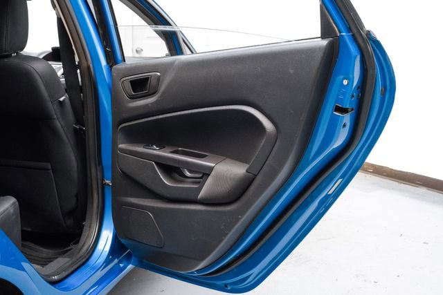 Used 2012 Ford Fiesta SE w/ Moon & Mood Pkg FWD image 47