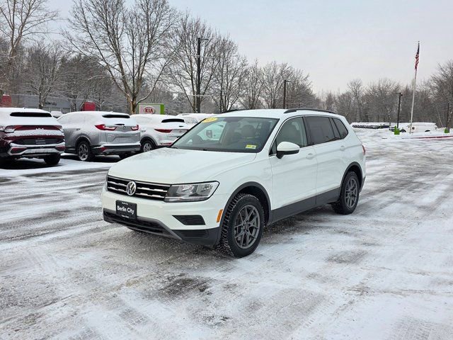 Used 2021 Volkswagen Tiguan SE image 4