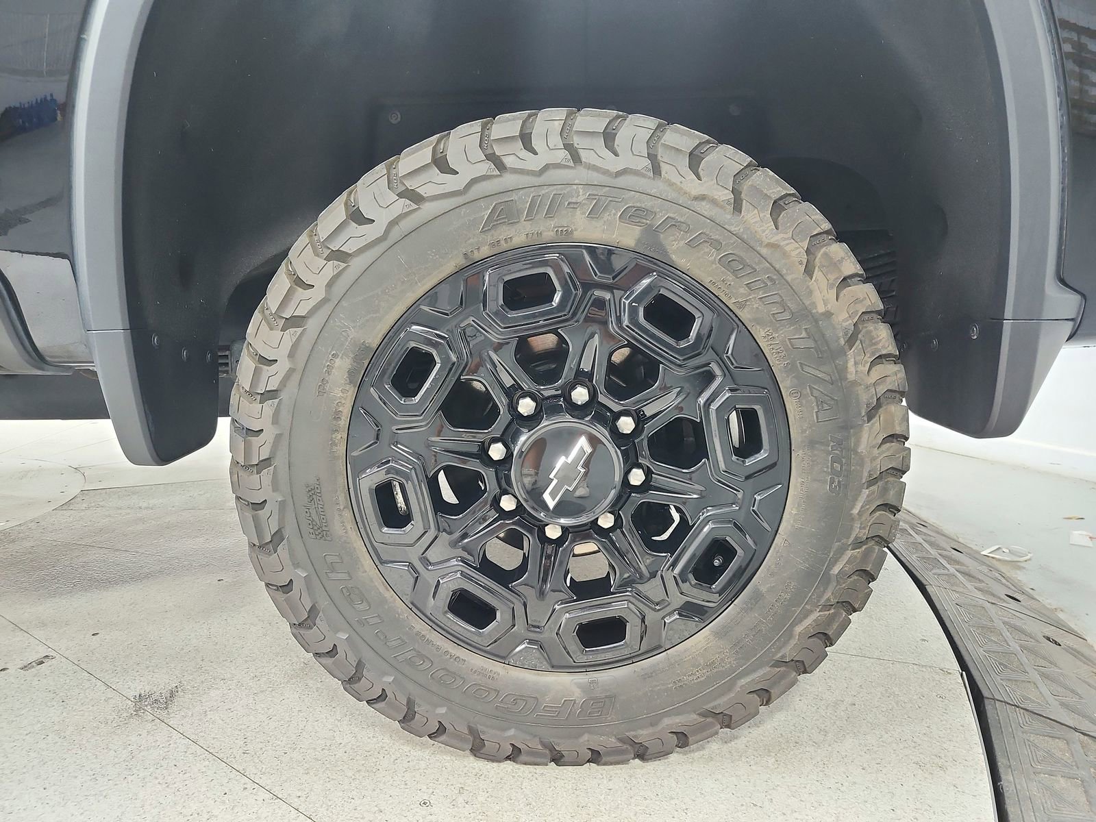 Used 2024 Chevrolet Silverado 2500 High Country w/ High Country Premium Package AWD/4WD image 53