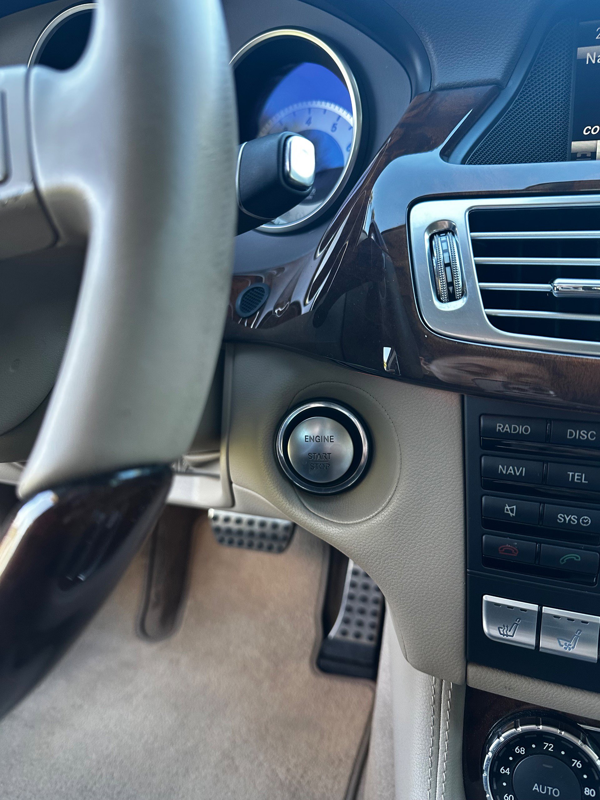 Used 2014 Mercedes-Benz CLS 550 image 32