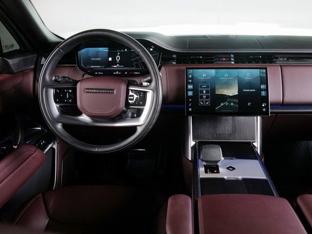 Used 2025 Land Rover Range Rover Long Wheelbase Autobiography AWD/4WD image 11