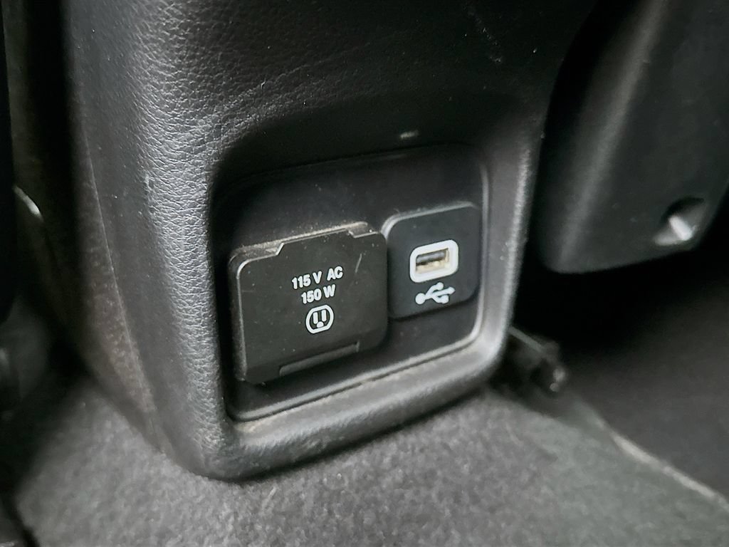 Used 2021 Jeep Compass Latitude w/ Sun and Sound Group AWD/4WD image 32