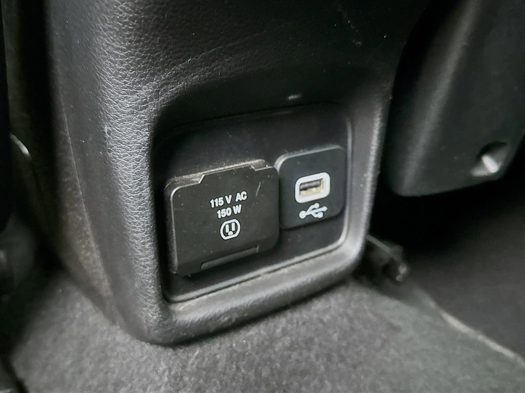 Used 2021 Jeep Compass Latitude w/ Sun and Sound Group AWD/4WD image 32