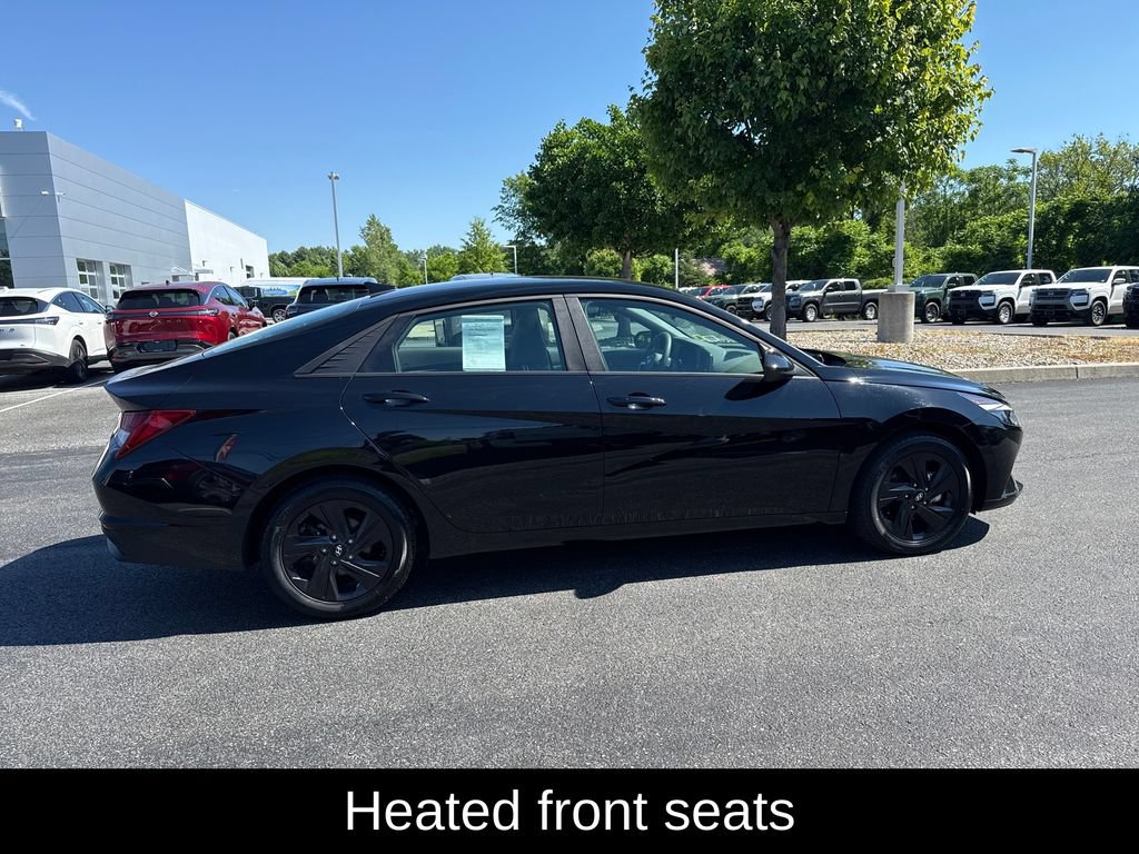 Used 2023 Hyundai Elantra Blue FWD image 13