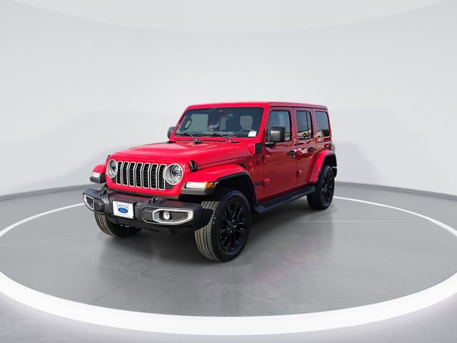 Used 2025 Jeep Wrangler Unlimited Sahara image 3