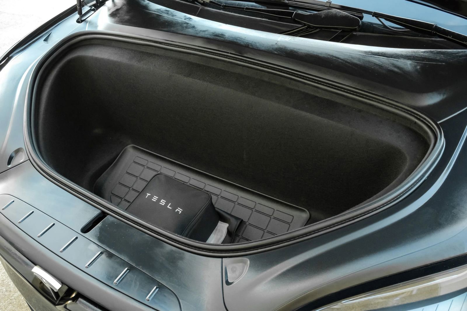 Used 2023 Tesla Model X Plaid image 86