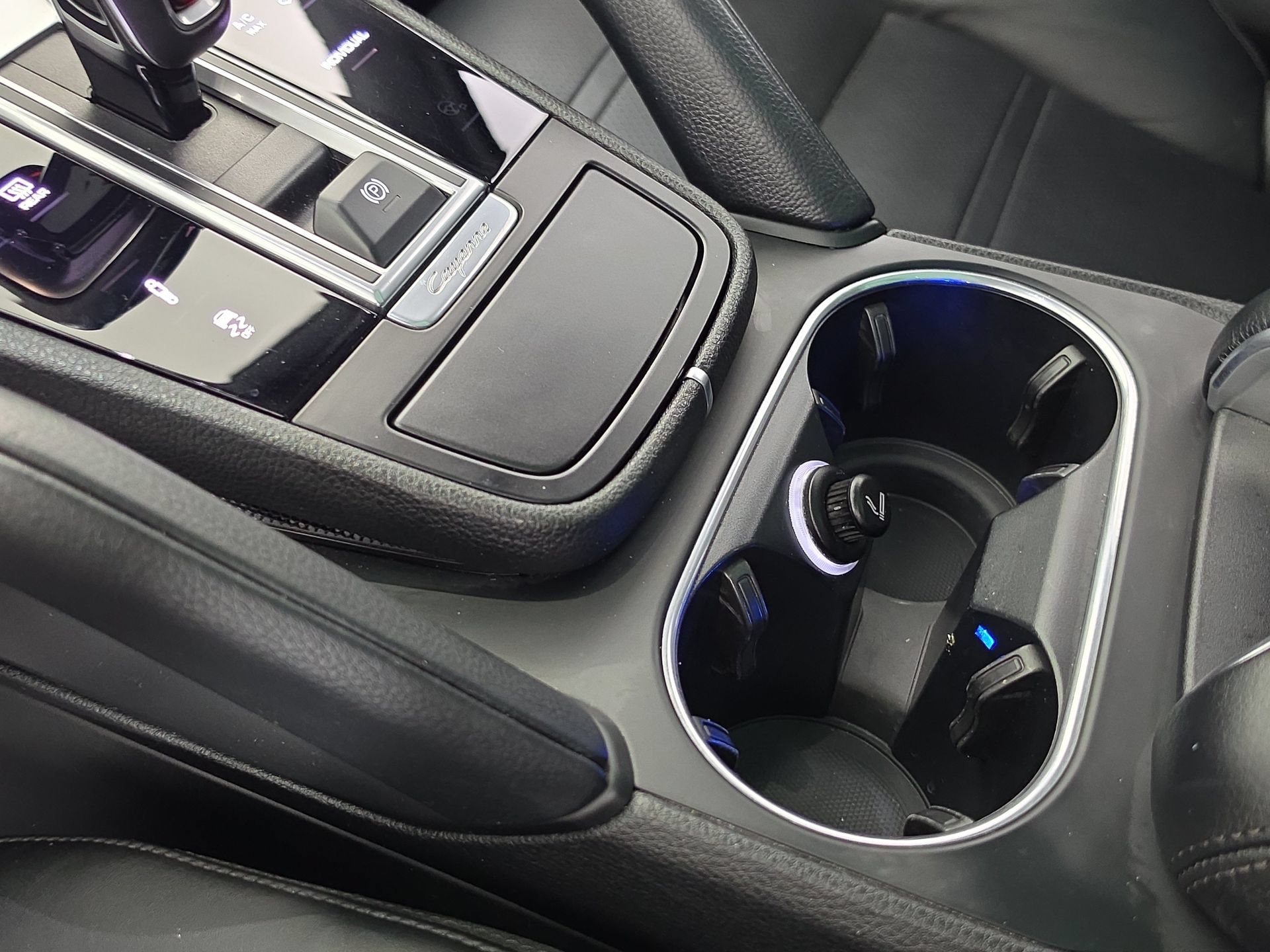 Used 2019 Porsche Cayenne E-Hybrid AWD/4WD image 38