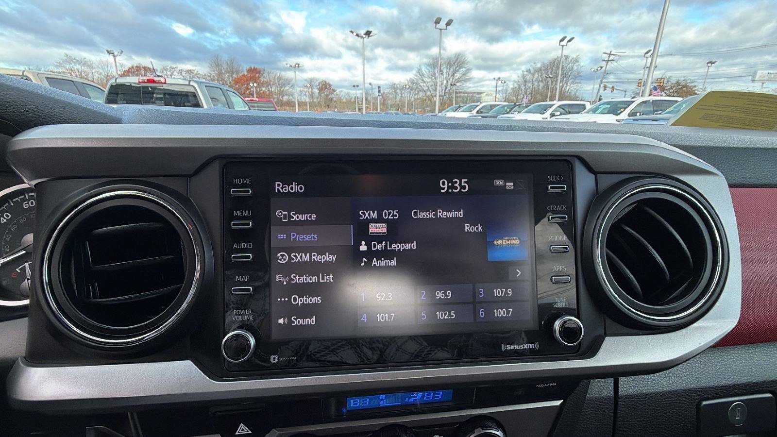 Used 2021 Toyota Tacoma SR5 image 11