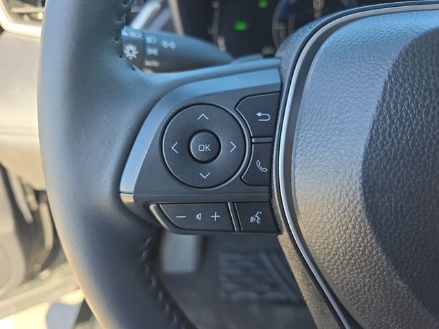 Used 2026 Toyota Corolla Cross SE image 16