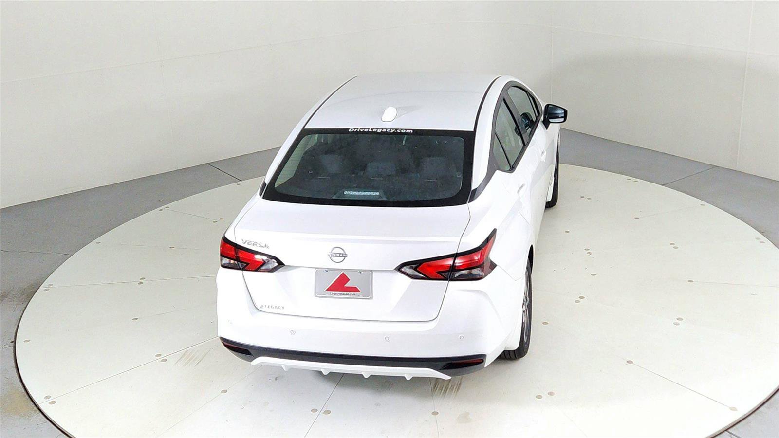 New 2025 Nissan Versa SV w/ Trunk Package image 39