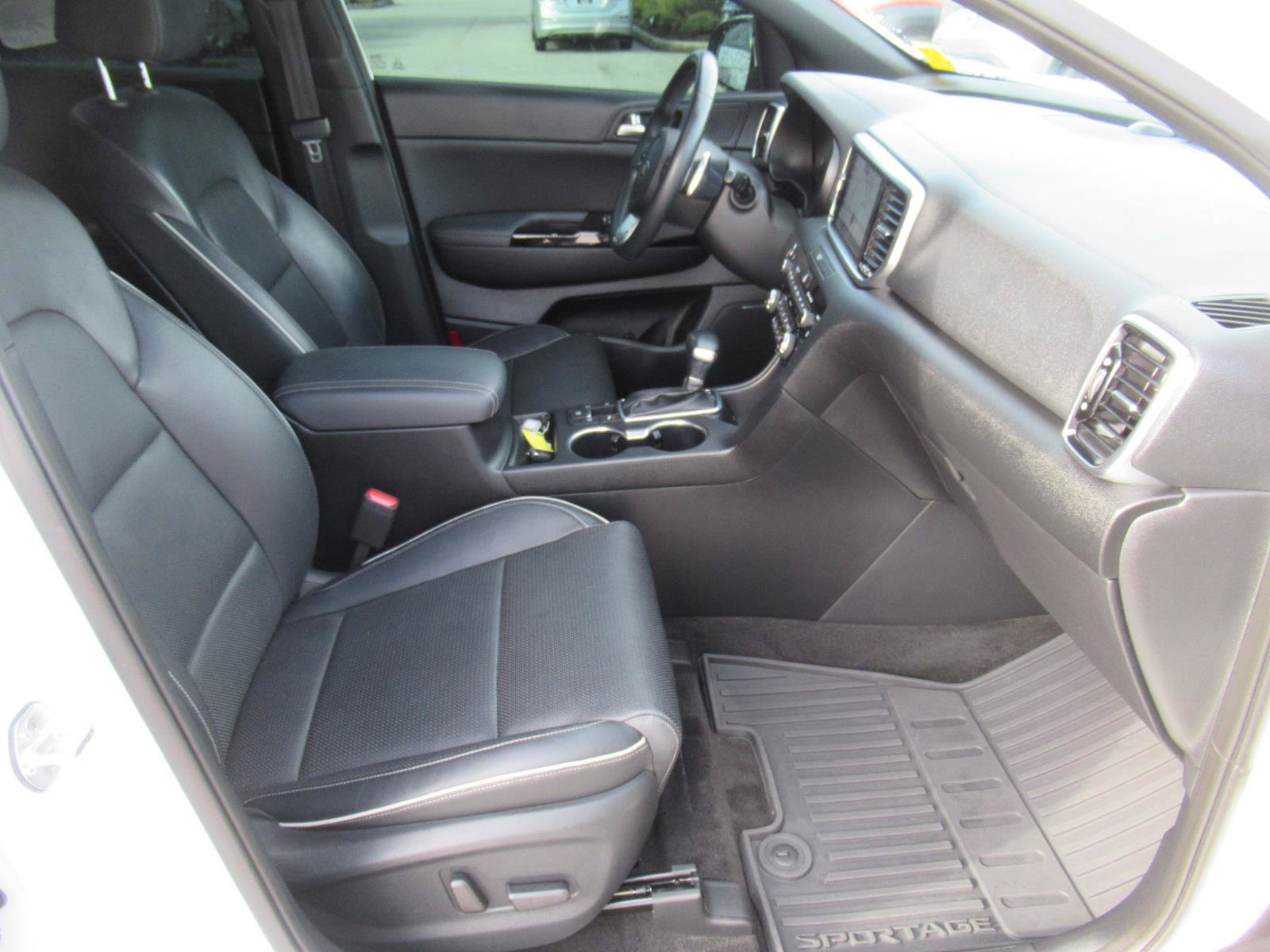 Used 2022 Kia Sportage SX FWD image 11
