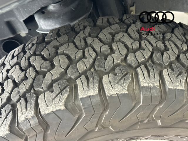 Used 2025 Jeep Wrangler Rubicon image 10