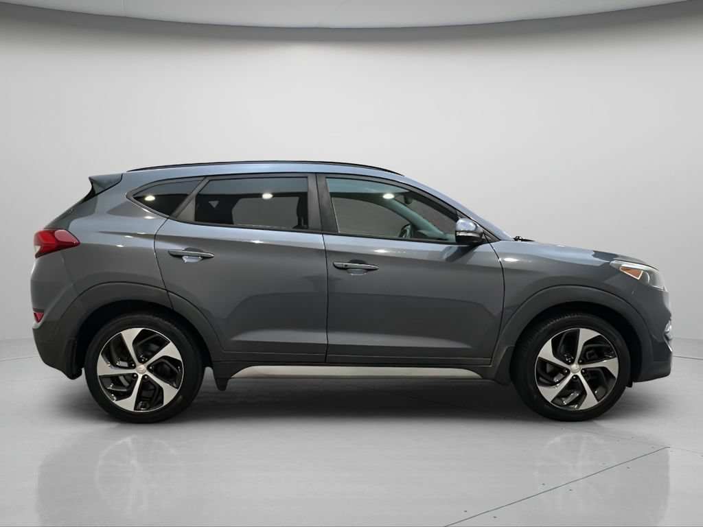 Used 2018 Hyundai Tucson Value AWD/4WD image 7