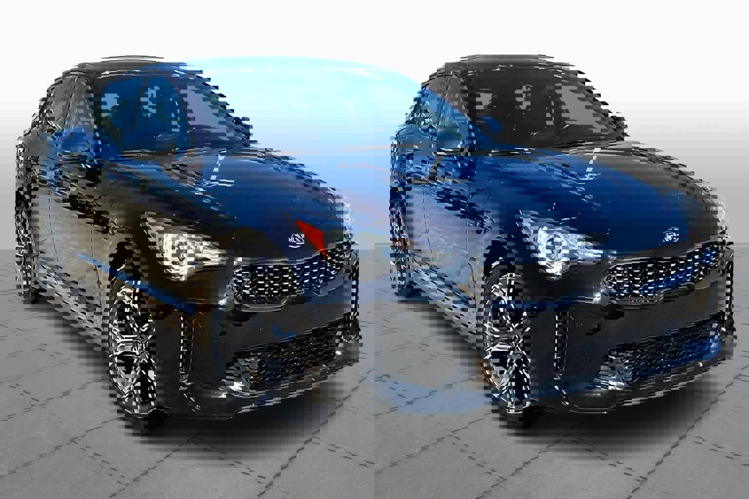 Used 2021 Kia Stinger GT-Line image 3