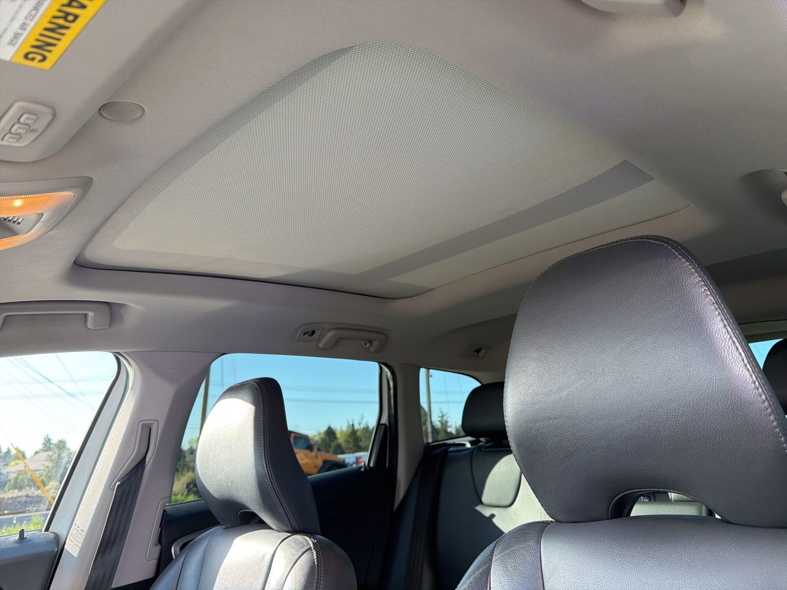 Used 2016 Volvo XC60 T6 w/ Proximity Package AWD/4WD image 17