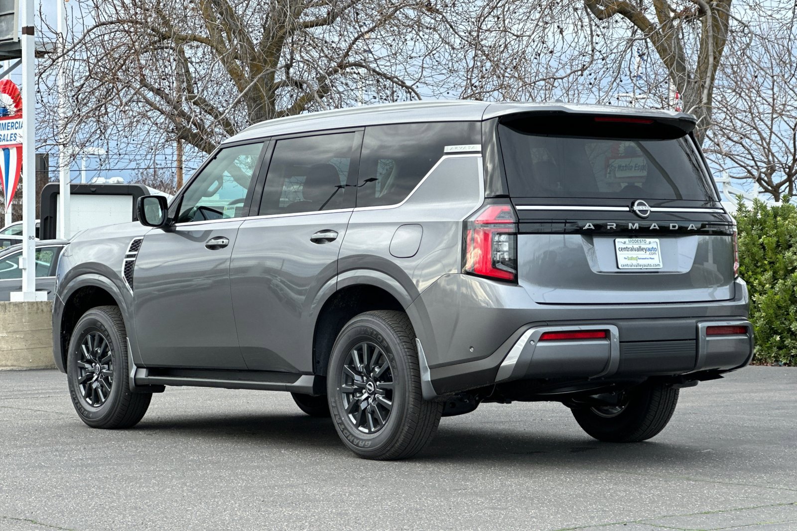New 2026 Nissan Armada SV image 6