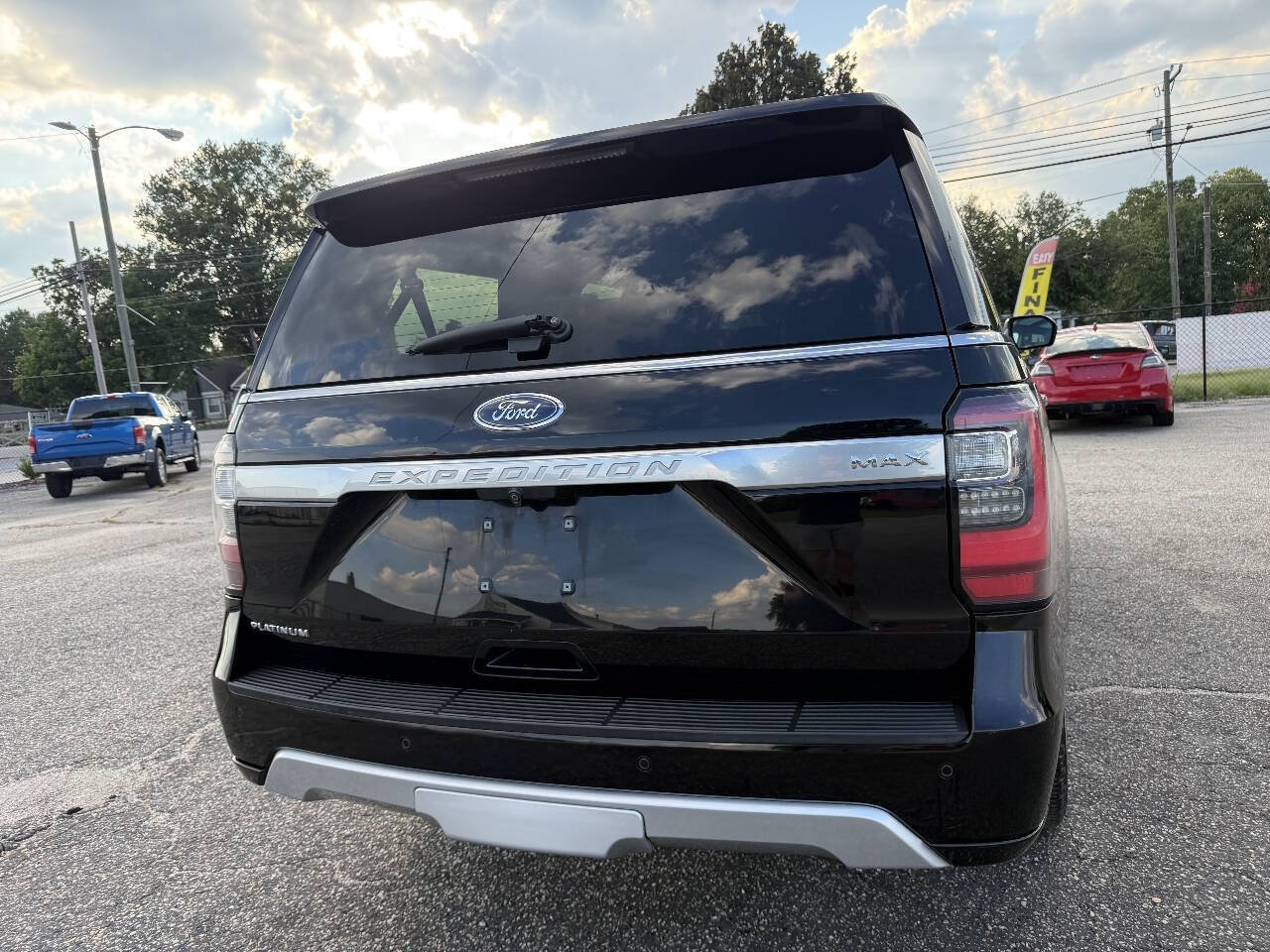 Used 2018 Ford Expedition Max Platinum RWD image 10