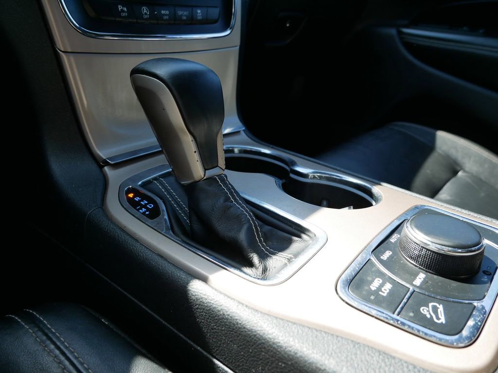 Used 2017 Jeep Grand Cherokee Limited AWD/4WD image 29