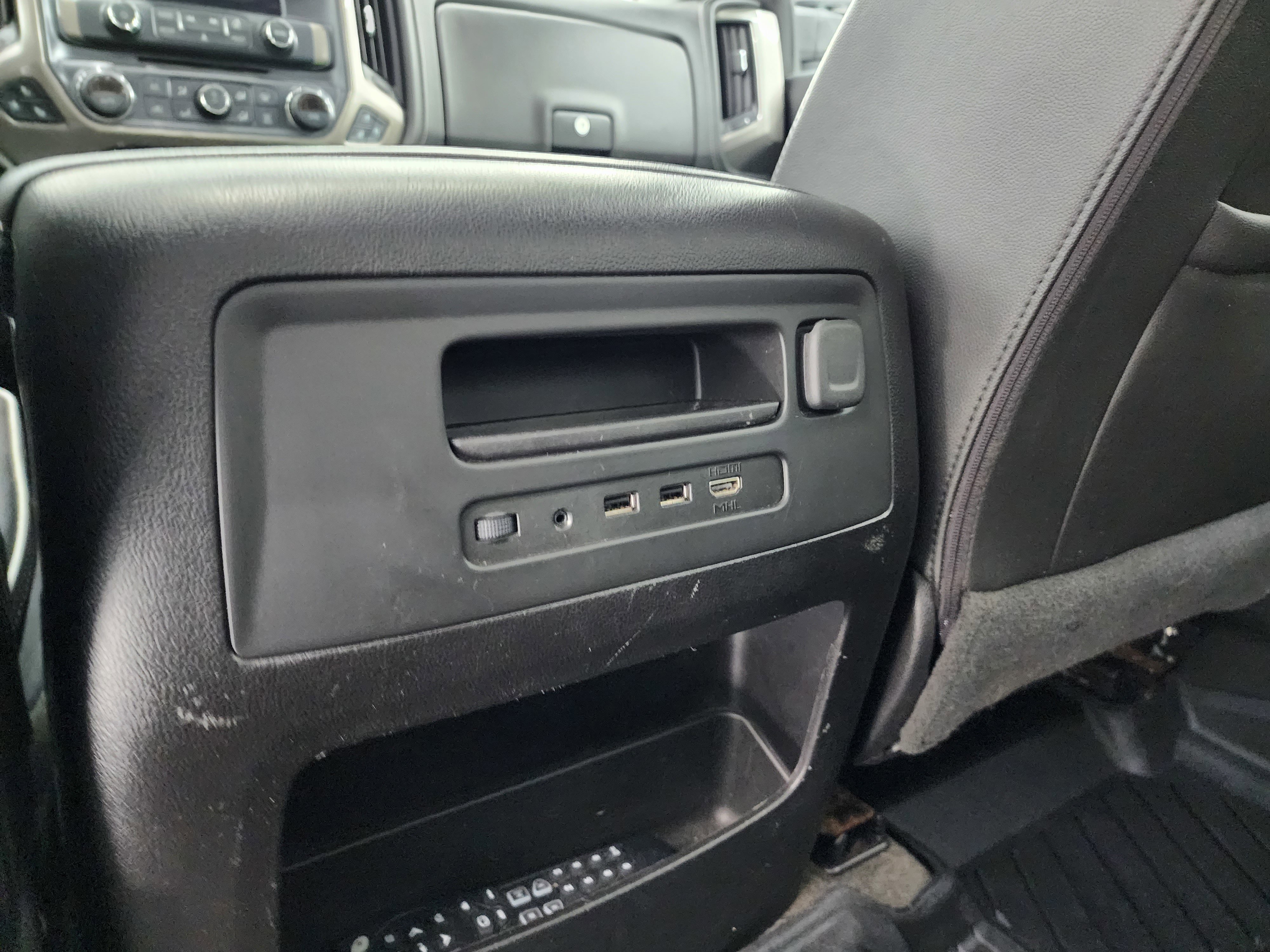 Used 2018 Chevrolet Silverado 3500 High Country w/ Duramax Plus Package image 34