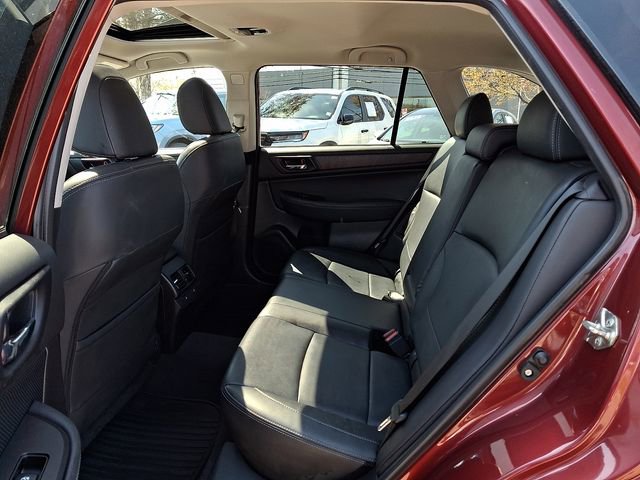 Used 2017 Subaru Outback 3.6R Limited image 10