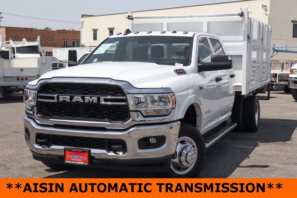 Used 2022 RAM 3500 Tradesman w/ Chrome Appearance Group image 4