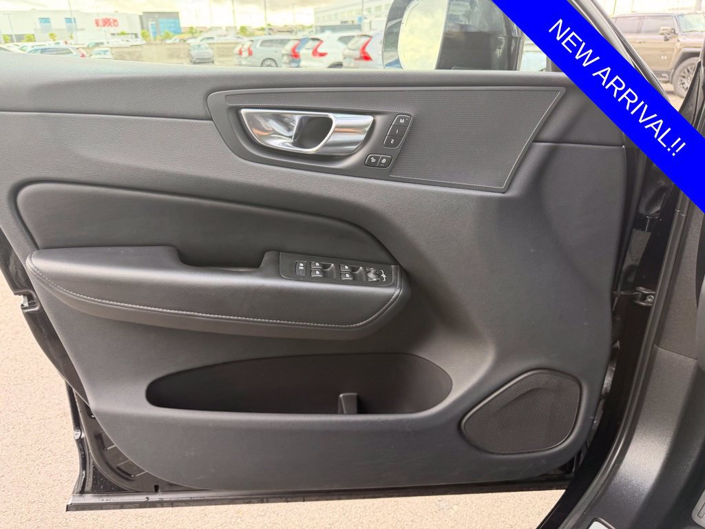 Used 2023 Volvo XC60 B5 Plus w/ Protection Package Premier FWD image 12