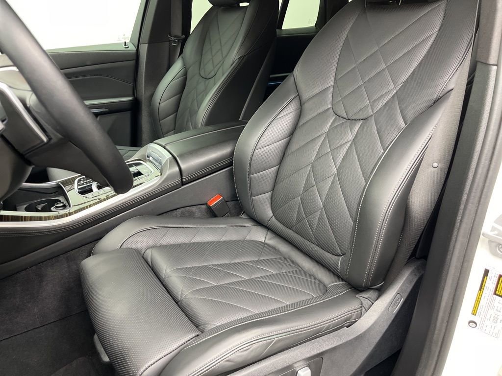 Used 2024 BMW X5 sDrive40i w/ Premium Package image 20