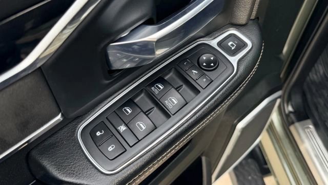 Used 2020 RAM 2500 Laramie image 13