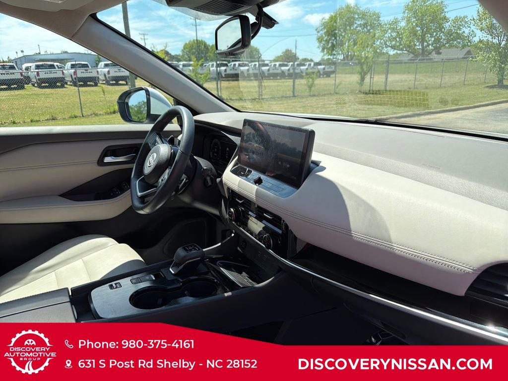 Certified 2024 Nissan Rogue SL w/ SL Premium Package FWD image 41