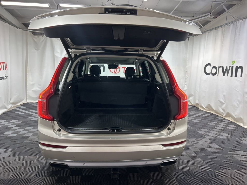 Used 2016 Volvo XC90 T6 Momentum image 17