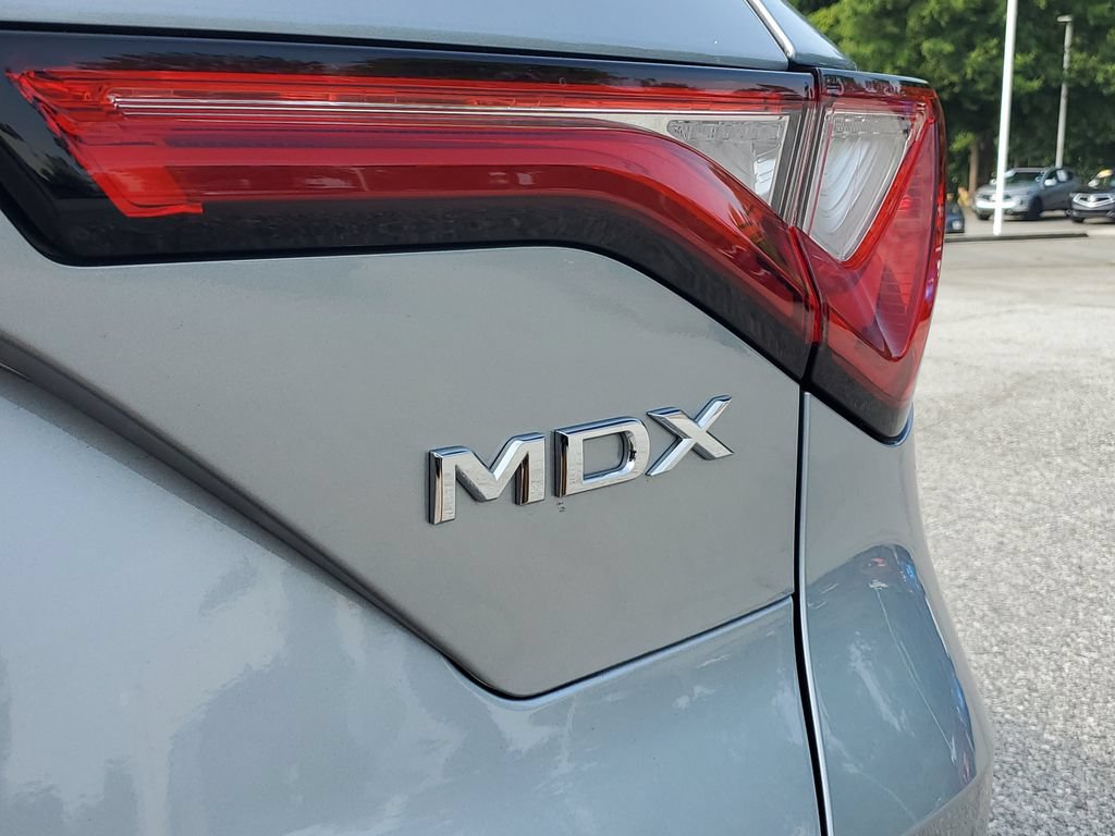 Certified 2024 Acura MDX w/ Technology Package FWD image 8