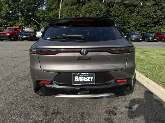New 2026 Alfa Romeo Tonale w/ Active Assist Package AWD/4WD image 7
