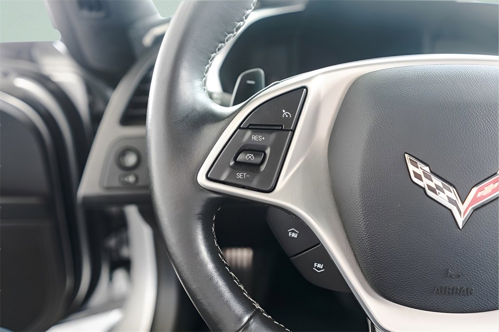 Used 2015 Chevrolet Corvette Z06 w/ 3LZ Preferred Equipment Group image 10