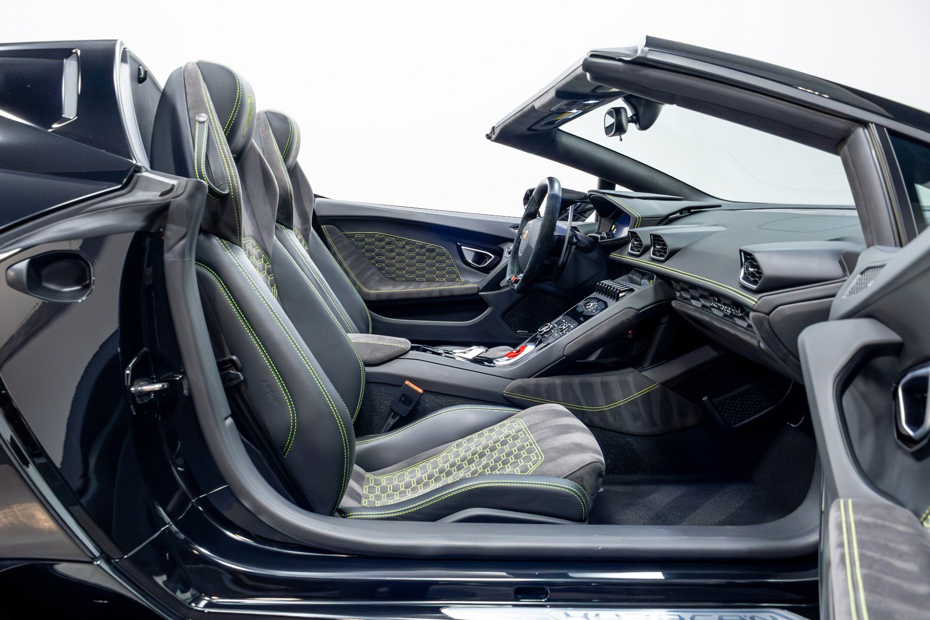 Used 2017 Lamborghini Huracan LP 610-4 image 36