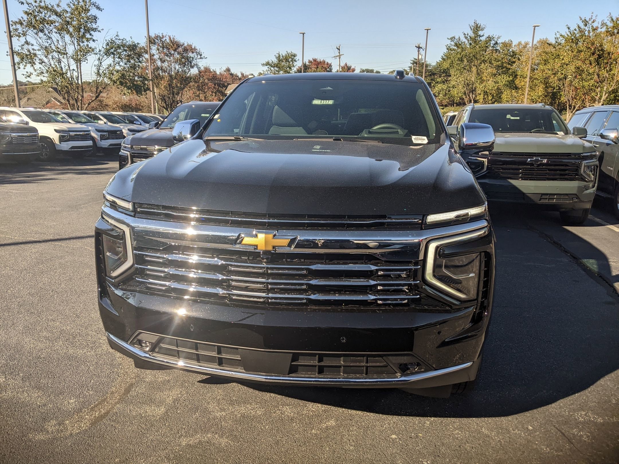 New 2026 Chevrolet Suburban Premier image 2
