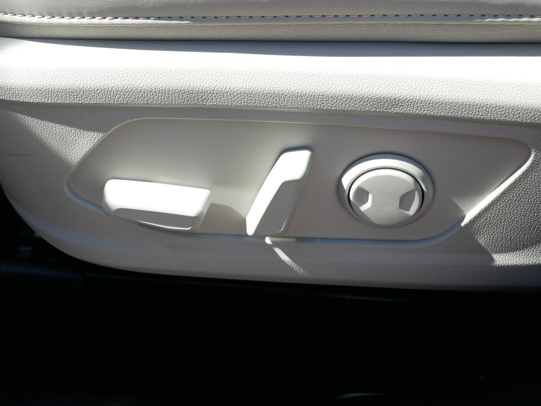 Certified 2025 Kia Sorento EX w/ EX Panoramic Sunroof Package image 20